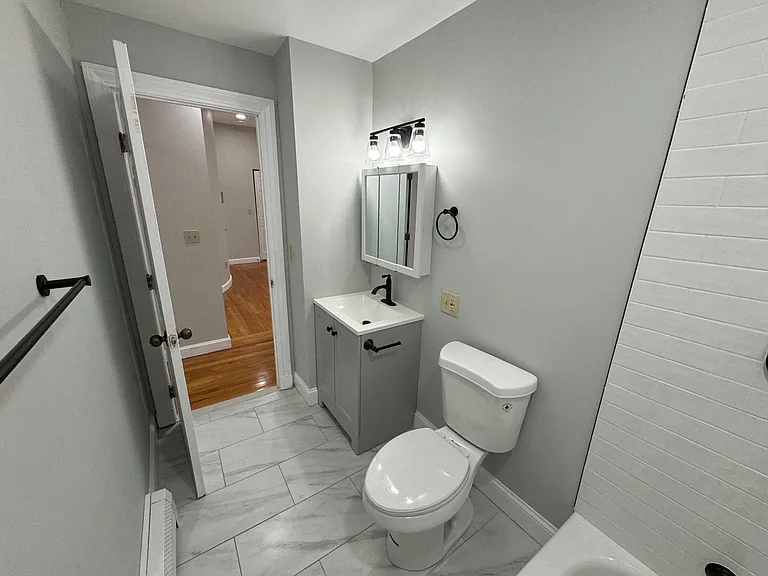 9 Trumbull St #401 — Photo 11