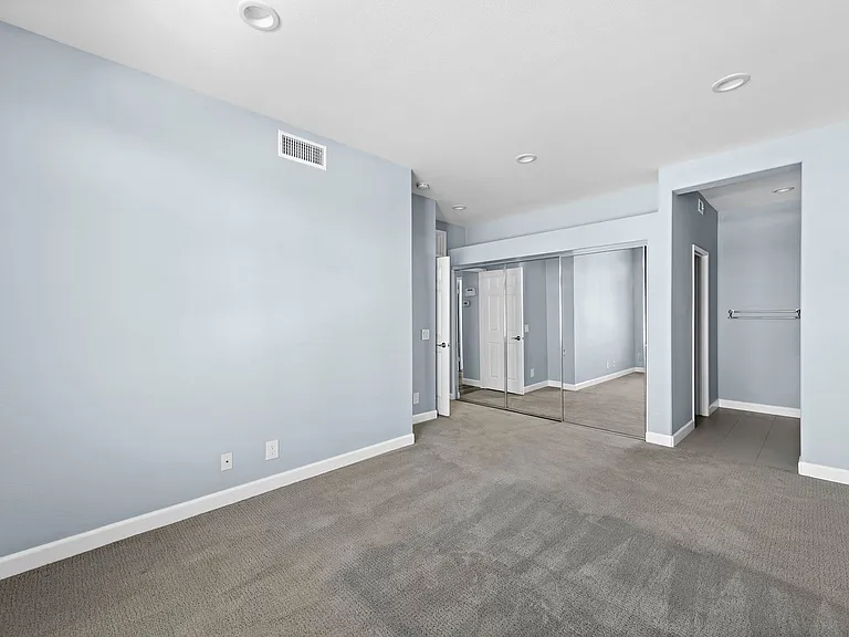 137 Shorebreaker Dr — Photo 14