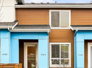 9705 10th Pl Sw, Seattle, WA 98106