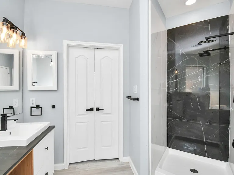 3310 Manor Tree Ln — Photo 25