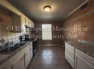 2608 W Sycamore Ave APT 8, Corsicana, TX 75110