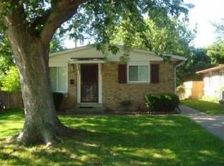910 W Garfield St, Michigan City, IN