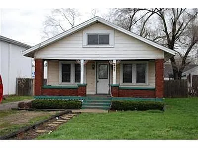 3207 Yankee Rd photo 1