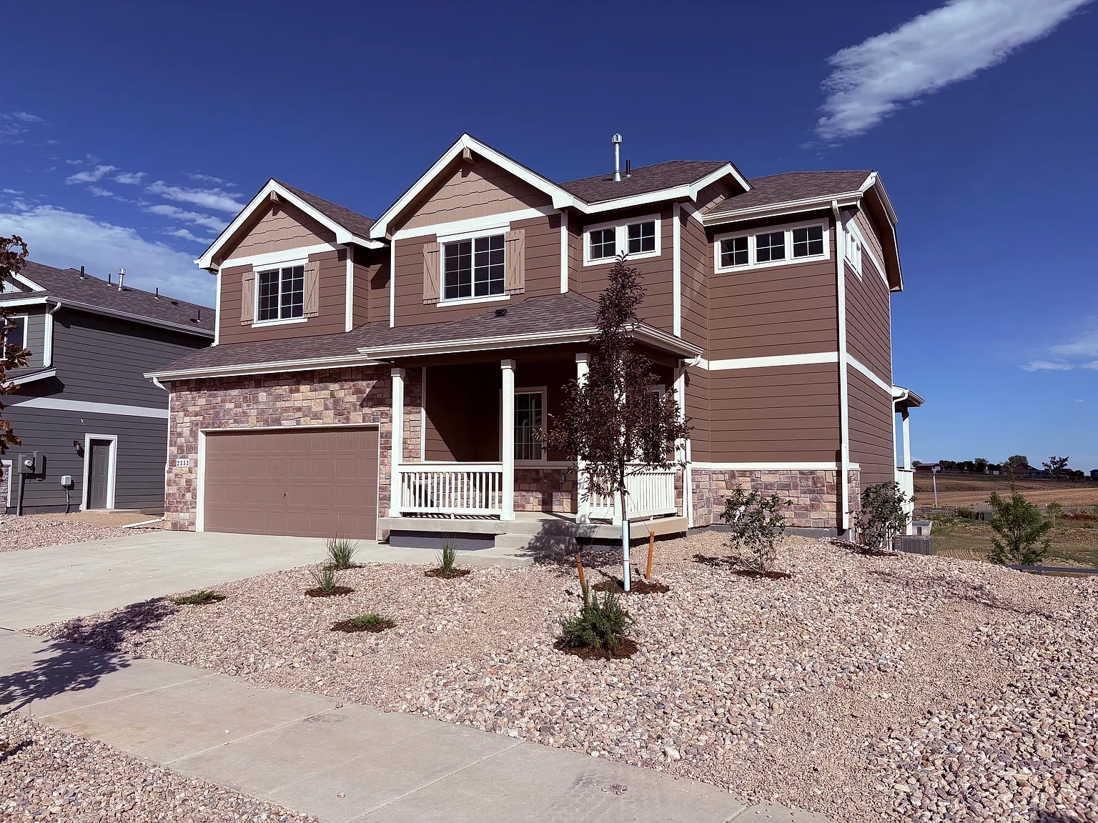 5 bed, 3.5 bath, 2851 sqft, $3,200 — Photo 3