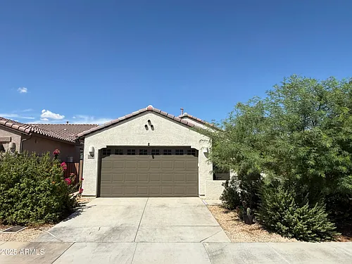 8956 W Solano Dr Photo 1