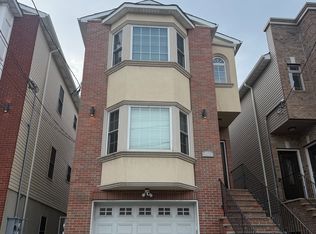 205 Cleveland Ave #1, Harrison, NJ 07029