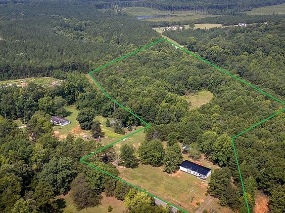2nd image of 2547 Airport Rd