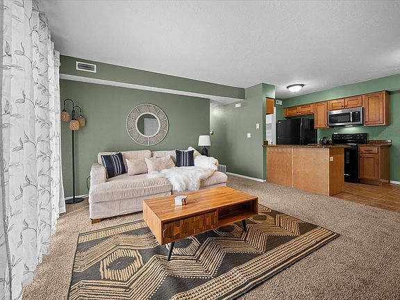 4th image of 2095 S Main St APT 13