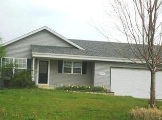 1218 Forest Hill Ave, South Milwaukee, WI 53172
