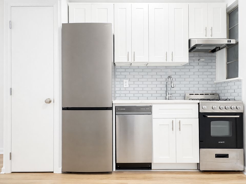 1st image of 217 E 89th St APT C
