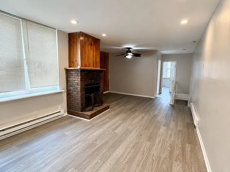 1905 Federal St #2 — Photo 2