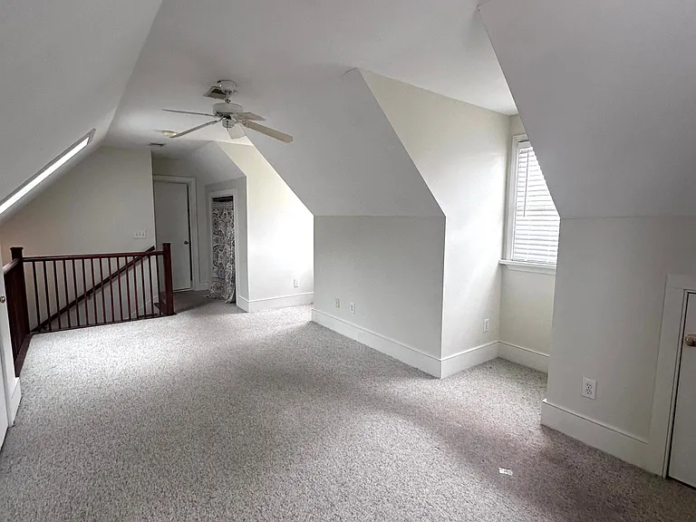 14 Elizabeth St #5 — Photo 16