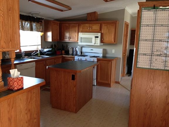 2nd image of 57236 Sawmill Ln