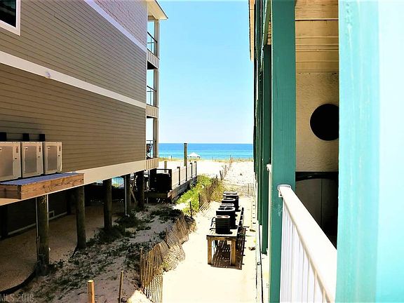 5th image of 1149 W Beach Blvd #C-1