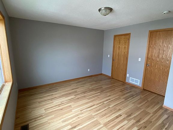 3rd image of 301 Roosevelt St S Unit H
