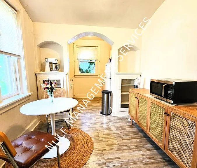 5649 Phillips Ave #8 — Photo 1