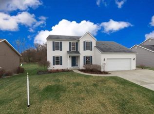 910 Woodhouse Dr, Mishawaka, IN 46545