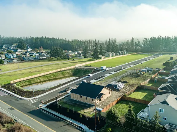 989 NW Shire Street, Oak Harbor, WA 98277