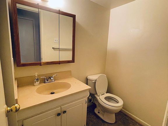 Downstairs half bath