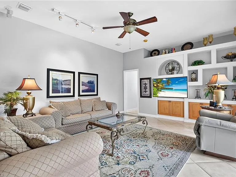 9550 Cedar Creek Dr — Photo 12