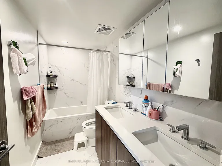 27 McMahon Dr #2203 — Photo 5