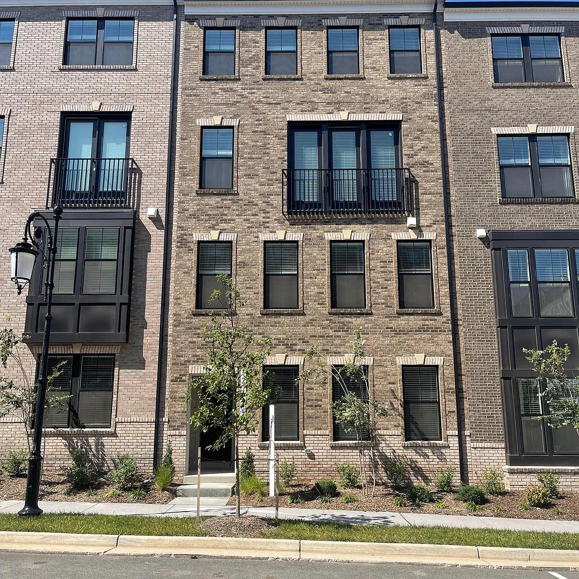 Goose Creek Village Condo — Photo 1