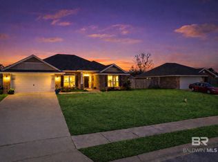 23121 Ridgewood Dr, Robertsdale, AL 36567