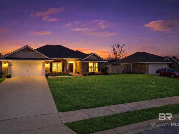 23121 Ridgewood Dr, Robertsdale, AL 36567