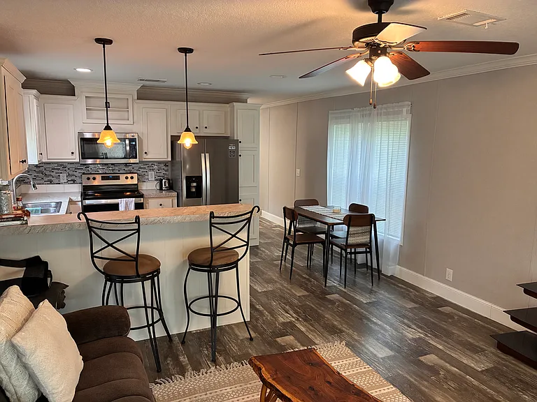2911 Bourbon St — Photo 2