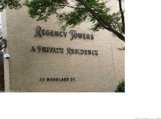 30 Woodland St APT 5A, Hartford, CT 06105