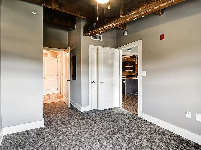 Boury Lofts — Photo 9