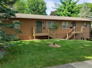 242 34th Street Dr SE, Cedar Rapids, IA 52403