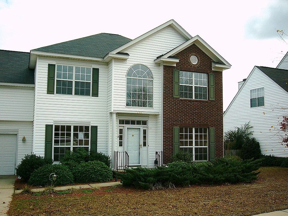 2nd image of 214 Ridge Trail Dr