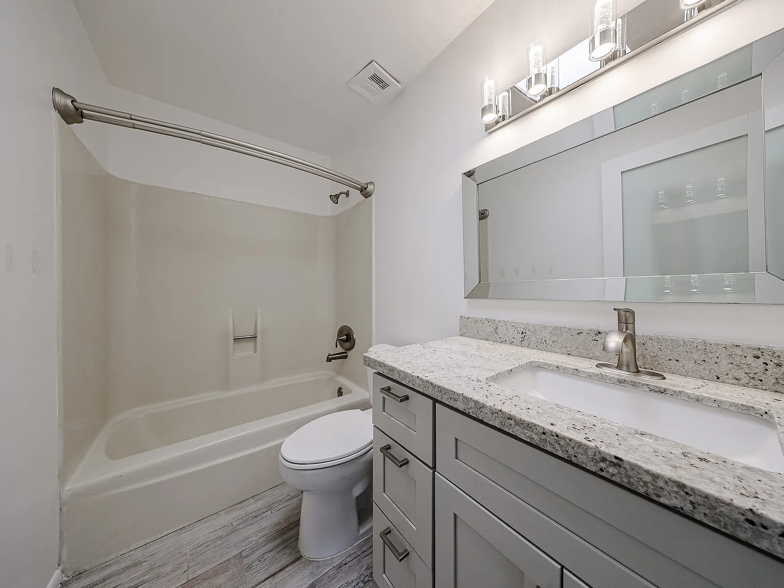 2501 North 22nd Drive - 1 — Photo 3