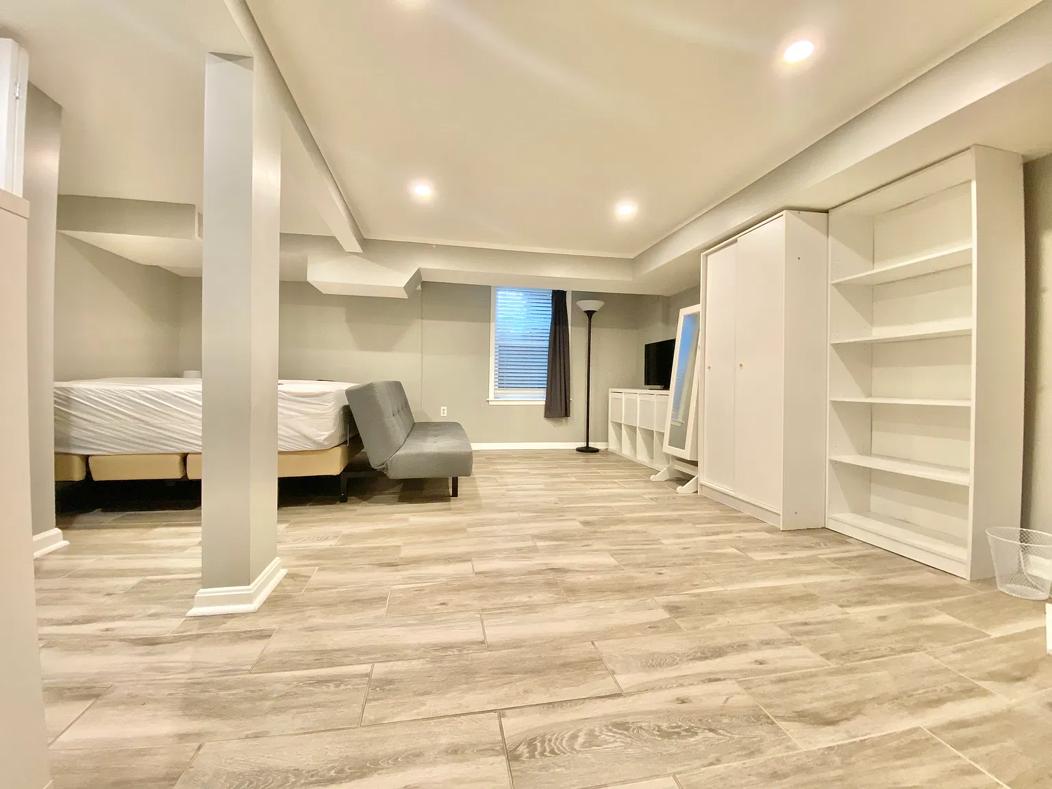 10317 Haywood Dr — Photo 1