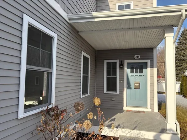 2 Desiree Ct Unit B, Smithfield, RI 02917