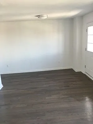 Rented by Triumph Property Group | media 8