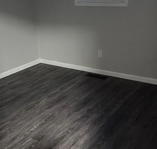 2730 Dorothy Ave NE — Photo 6