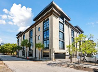 1 Cool Blow St APT 344, Charleston, SC 29403