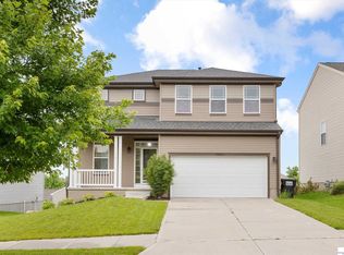 19626 T St, Omaha, NE 68135