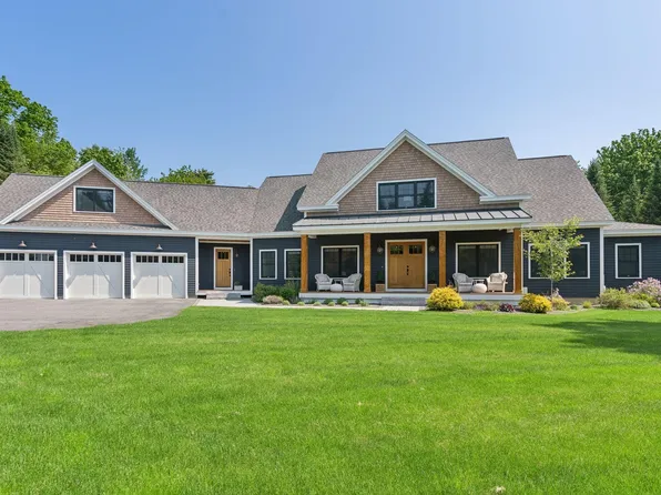 20 Vining Way, Cumberland, ME 04021