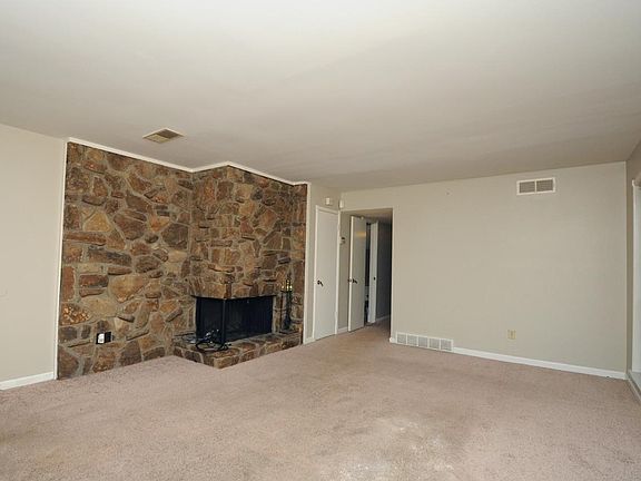 2nd image of 4426 Willowgrove Cv #4426