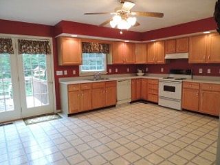 4th image of 2075 Bluewater Dr