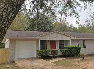 2951 Junction Dr, Cantonment, FL 32533