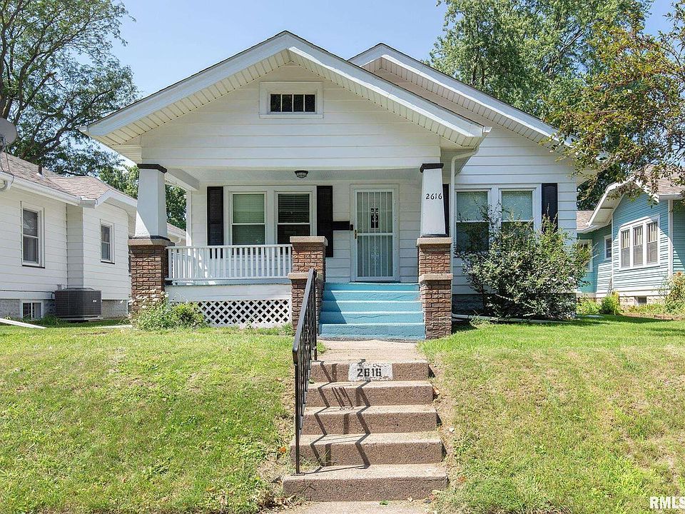 1st image of 2616 Carey Ave
