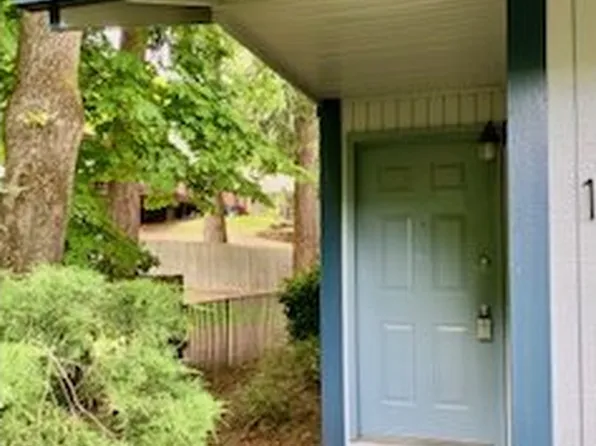 7920 SW Fanno Creek Dr APT 1, Tigard, OR 97224
