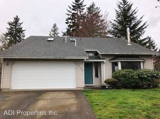 10135 SW 135th Ave, Beaverton, OR 97008