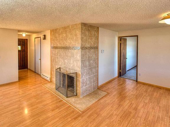 3rd image of 20523 E Trent Ave