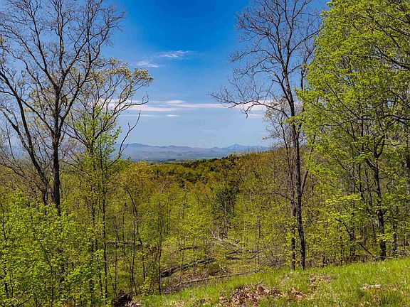 3rd image of 189 Shagbark Lane