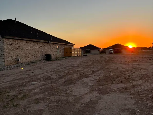 1205 Corpus Ave, Wolfforth, TX 79382